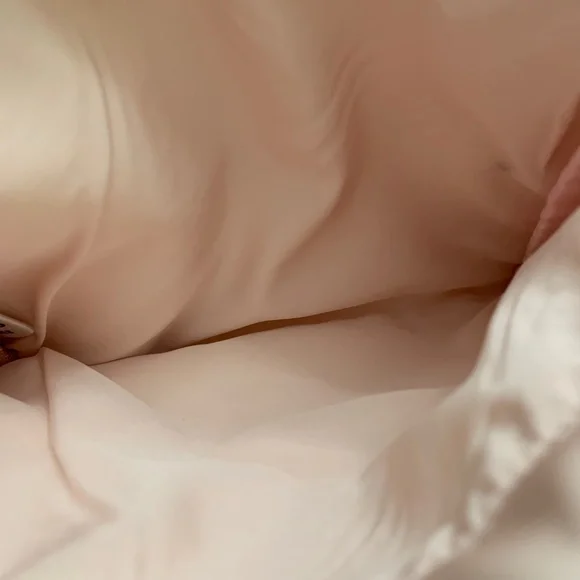 Kylie Jenner Cosmic Drawstring Pouch - Picture 5 of 6